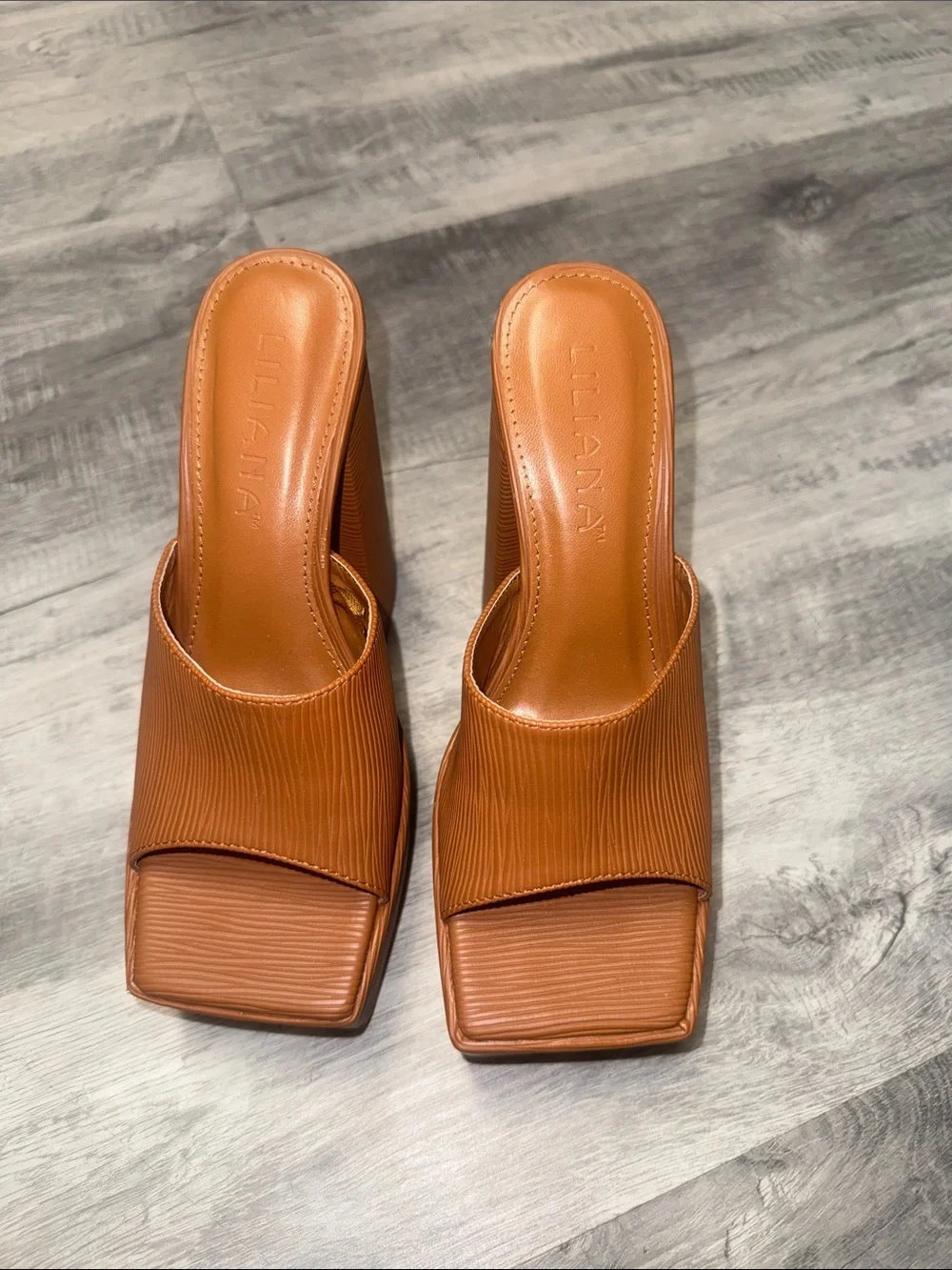Women's Tan Platform Block Heel Mules